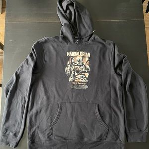 Old Navy, Mandalorian Hoodie, Star Wars, XXL. Black.